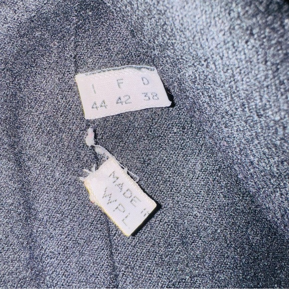 Elegant Black Floral Blazer - Picture 5 of 6